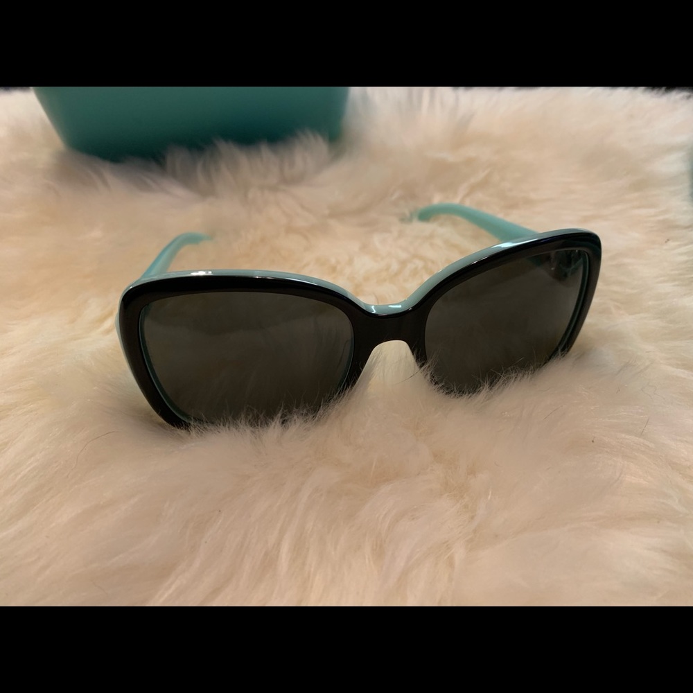Like New Tiffany & Co Model 4029 Sunglasses